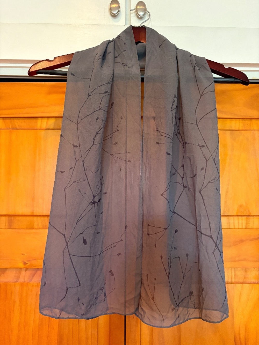 100% Silk Scarf in Gray with a Branch Like Print Sheer - Picture 7 of 13